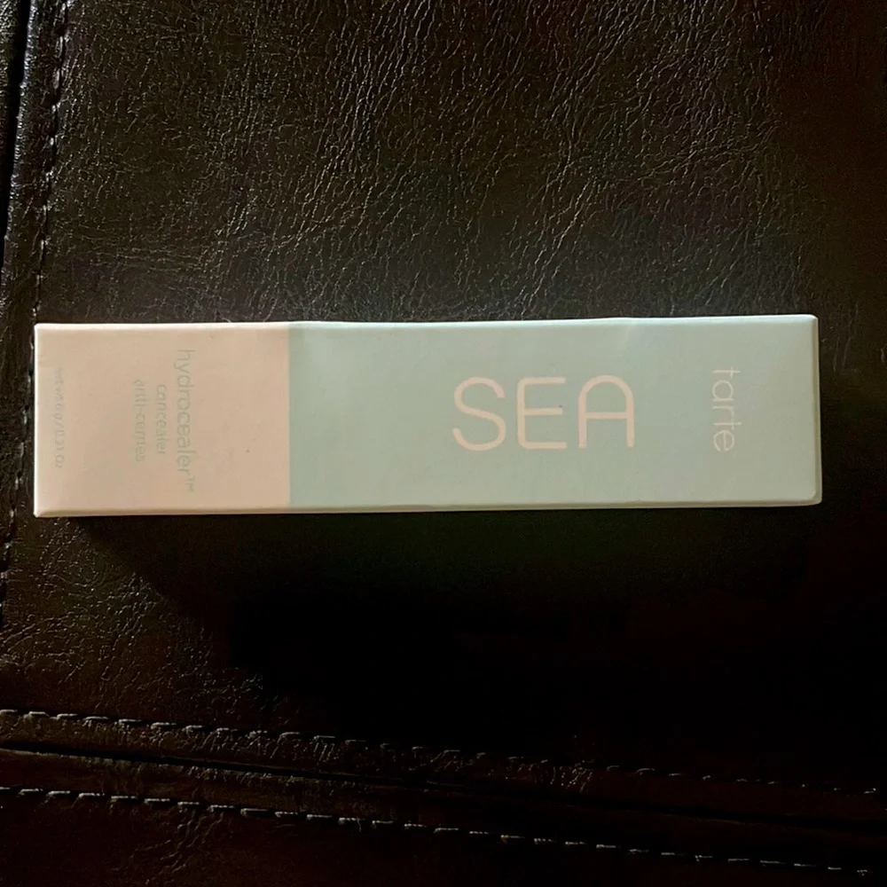 Tarte SEA hydrocealer™ concealer in 54H Deep Honey